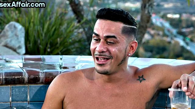 Bigtitted bisex MILF fucked after facesitting in threesome