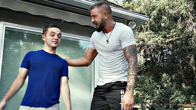 Tiny twink barebacked outdoors by tattooed hunk trainer
