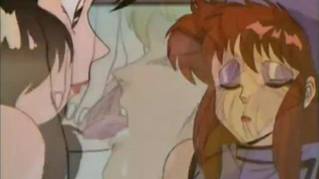 Две медсестры устроили тройничок с пациентом-такая больница мне по душе