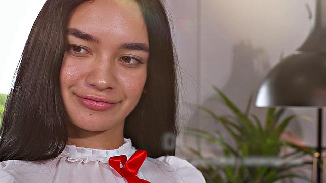 Dulce: Fuck Machine: Unwrap Me