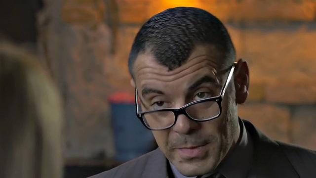 Black lez secretary pussyfingered at work by white babe