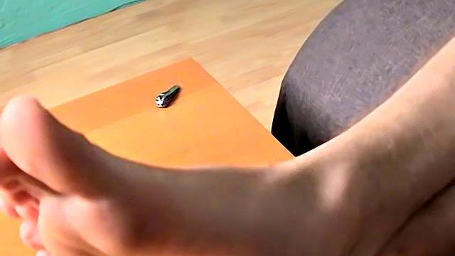 Hung Straight Boy Solo Stroking - Ian Madrox