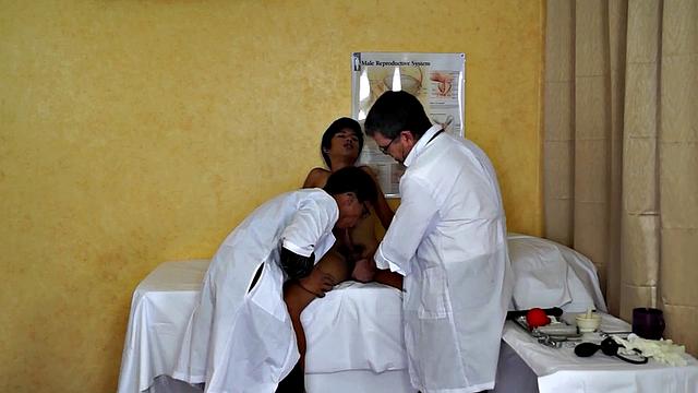 Asian anal gaping sucked by doctor while checking him