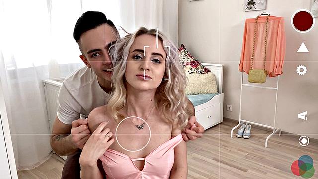 Blonde gets a sticky satisfaction