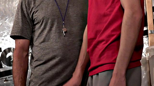 Daddy barebacked by slim twink in stockroom after BJ