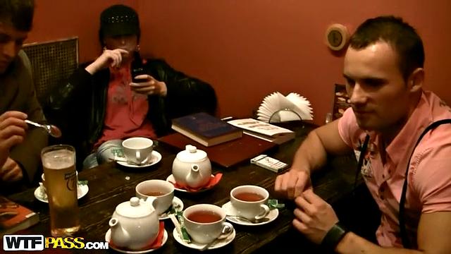 18 year old girl gets banged in car