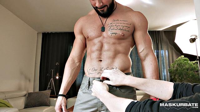 Potential Waiter Shows Off His BIG Asset - Zack Lemec - Maskurbate