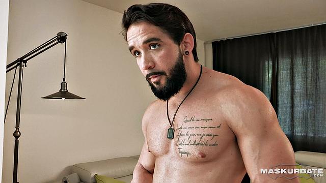 Potential Waiter Shows Off His BIG Asset - Zack Lemec - Maskurbate