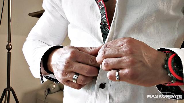 Potential Waiter Shows Off His BIG Asset - Zack Lemec - Maskurbate