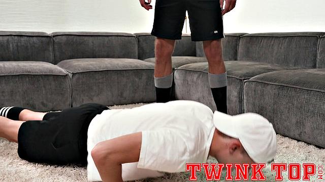 JACK BAILEY Chapter 2 - Pumped