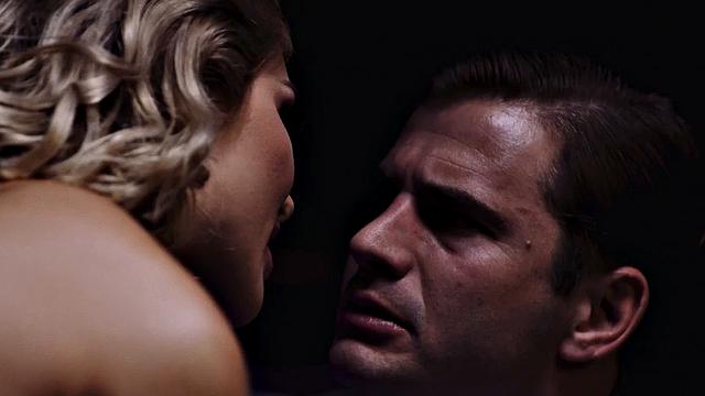 Blonde Babe Seduces, Gets Fucked, Squirts N Shake