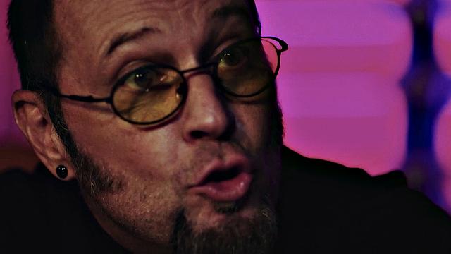 Blonde Babe Seduces, Gets Fucked, Squirts N Shake