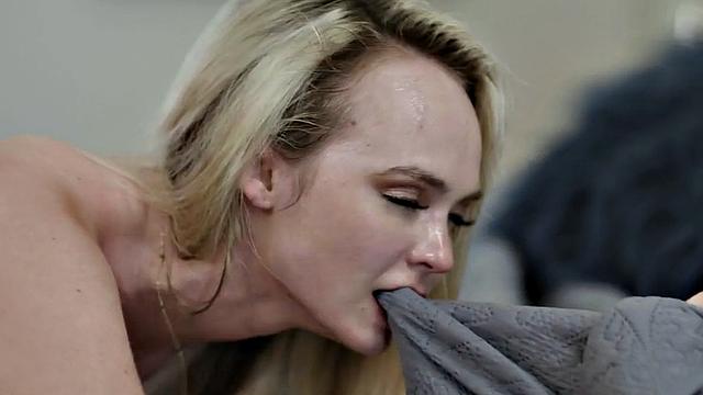 Big stepsis pussybanged in doggystyle