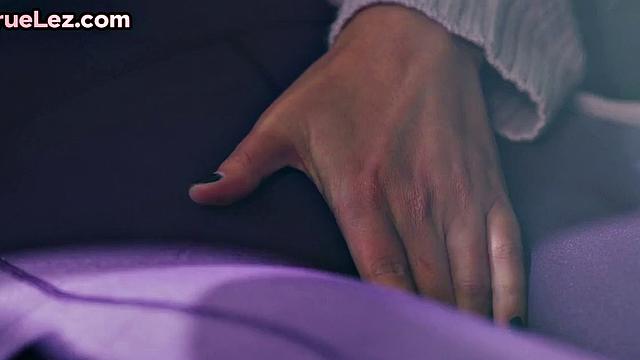 Stunning Ebony Lesbian Straponned