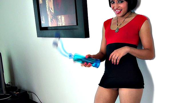 Keira Verga with short hair and a pump