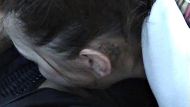 Sexy Teen Girlfriend Gets Fingered And Blows Cock