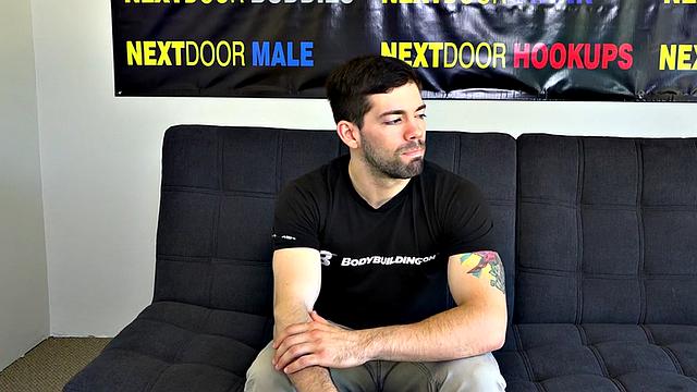 Amateur hairy guy with tattoos jerks on casting