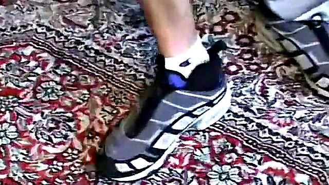 Javor gets wild in an intense gay hookup
