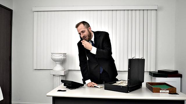 Elder Masters: Interview for the Job