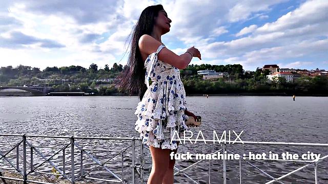 Ara Mix: Hot In The City