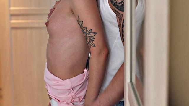 Teen Sasha Sparrow Wants Large Shaft