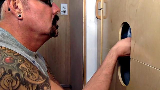 Gloryhole DILF gives closeup blowjob and takes cum in mouth