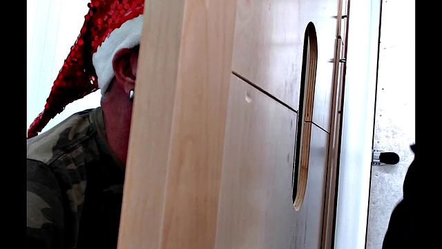 Holiday Gloryhole BJ