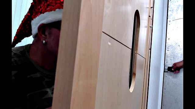 Holiday Gloryhole BJ