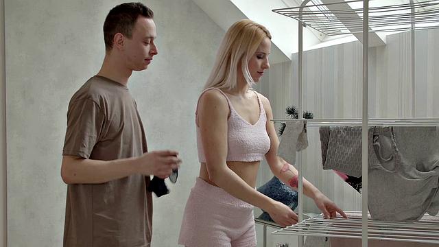 21 SEXTURY - Hot Blonde Amy Douxxx Gets Huge Cumshot On Face After Sensual Fuck