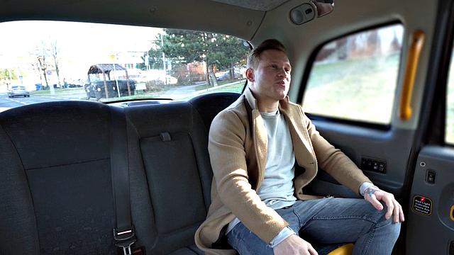 Pussylicked taxi babe in stockings by client