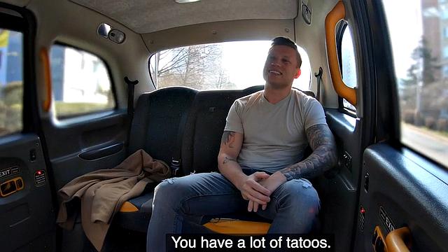 Pussylicked taxi babe in stockings by client