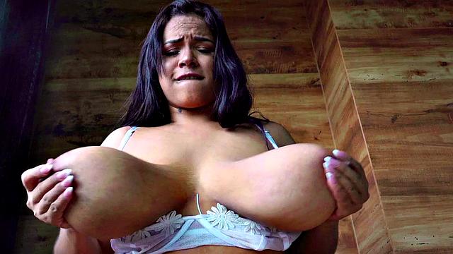 Isa Gomez Takes Over SCORELAND