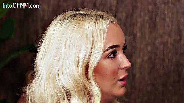 Cockhungry divas love cocksucking