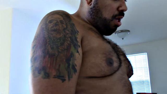 Роберт МакМоррис - волосатый зверь с толстой палкой трахает по-животному