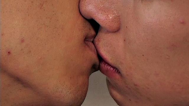 алекс принимает большой член вана