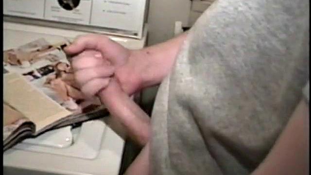 Ник решил перетянуть змея, чтобы не скучать в одиночестве