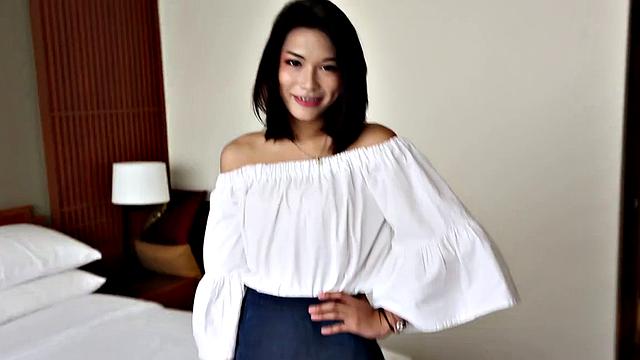 Hello Ladyboy - Trailer