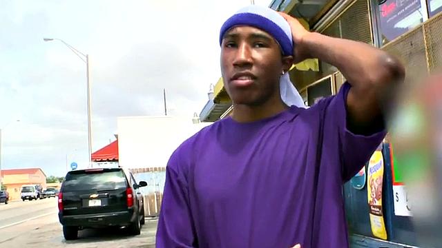 Real picked up Nubian thug fucked at home by white top for cash