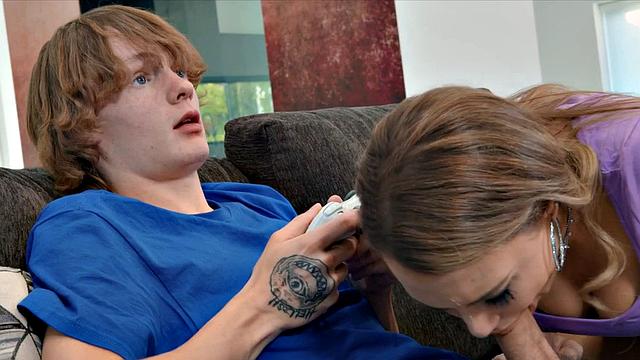 Deepthroat GF sucks BF's cock in FFM 3some with MILF