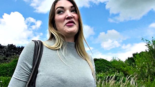 British bombshell Brit makes amateur sex tape with titjob, deepthroating and park blowjob