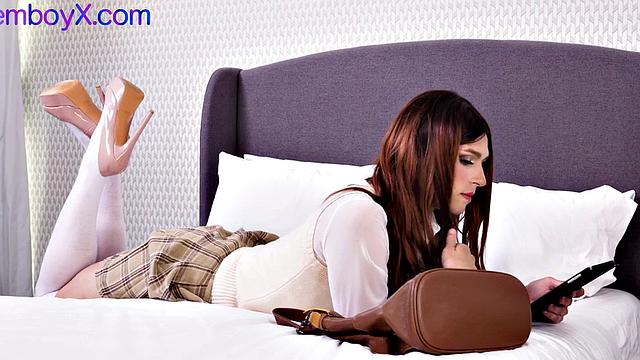 Highclass femboi seducing lover