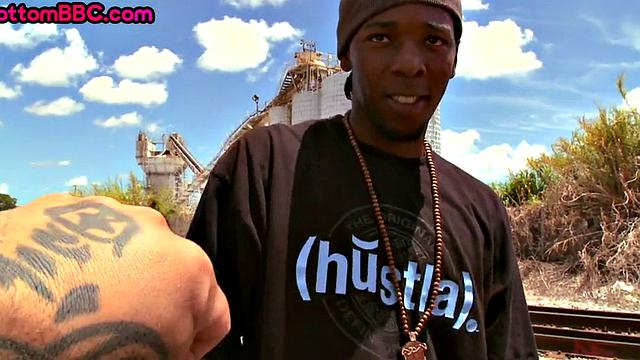 Real Black thug fucks IR bottom outdoors in van