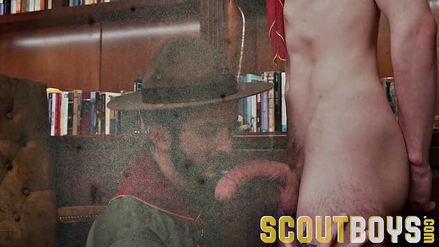 Итан не сдерживает похоть - бурная гей-ночь без границ