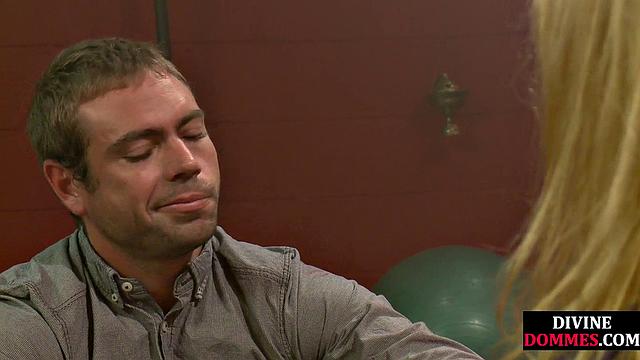 Big-titted MILF strapon incel