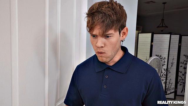 Мачеха застала их и тут же разгорячилась