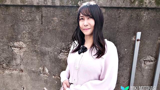 Miki Motohashi Is Finally Pleased By A Real Man's Dick
