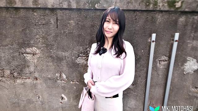 Miki Motohashi Is Finally Pleased By A Real Man's Dick