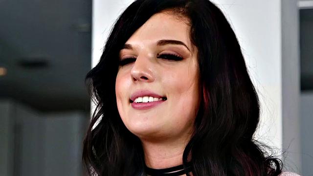 First time 21yo cockriding and deepthroating on camera