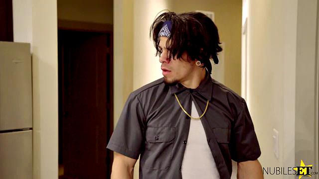 How I Survived A Crime Lord - Season 1 Episode 6