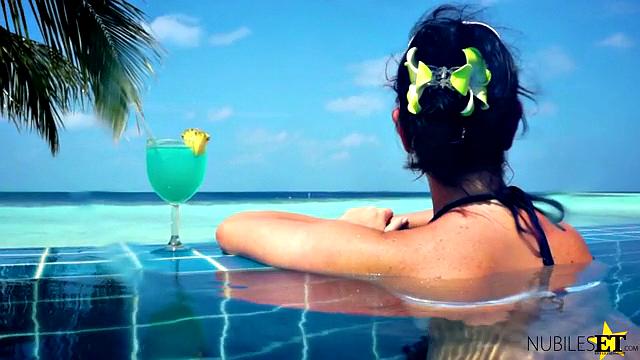 How I Survived A Crime Lord - Season 1 Episode 6